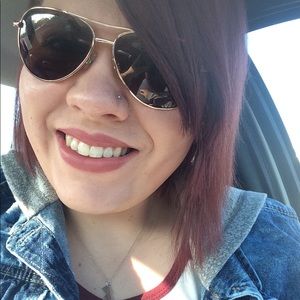 Meet your Posher, Lindsay
